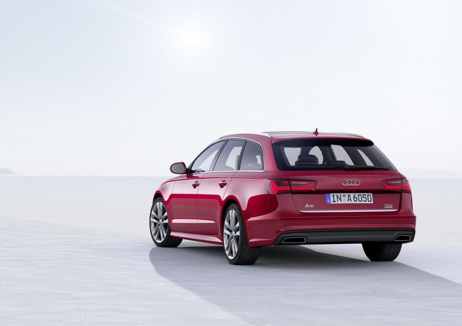  Audi A6 Avant TFSI Quattro S-Line (4G, C7) 2016 года  (фото 2 из 19)
